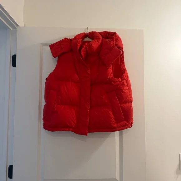 Lululemon Red Wunder Puff Vest - Picture 2 of 7